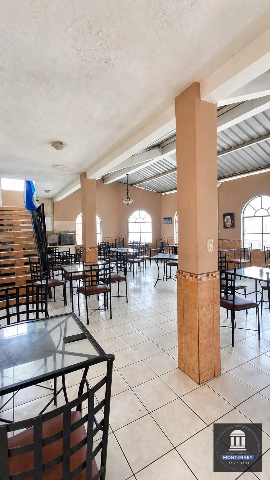 VENTA DE PROPIEDAD + NEGOCIO EN FUNCIONAMIENTO Café / Restaurante – Zona 1 (Sector Gerona, frente al Ministerio Público) — Casa en Venta en Zona 1, Guatemala, Ciudad — foto 6 de 8