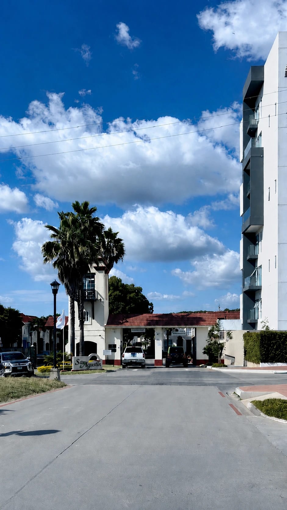 Casa Solana en Venta | San Agustin, Condado Naranjo | Zona 4 de Mixco — Casa en Venta en Zona 4 Mixco, Guatemala, Ciudad — foto 1 de 17