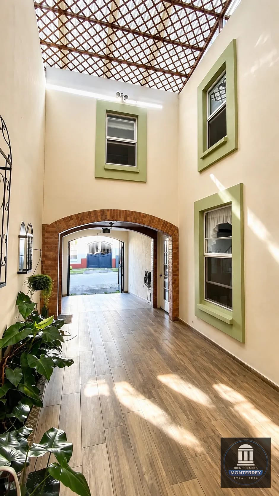 Casa Solana en Venta | San Agustin, Condado Naranjo | Zona 4 de Mixco — Casa en Venta en Zona 4 Mixco, Guatemala, Ciudad — foto 5 de 17