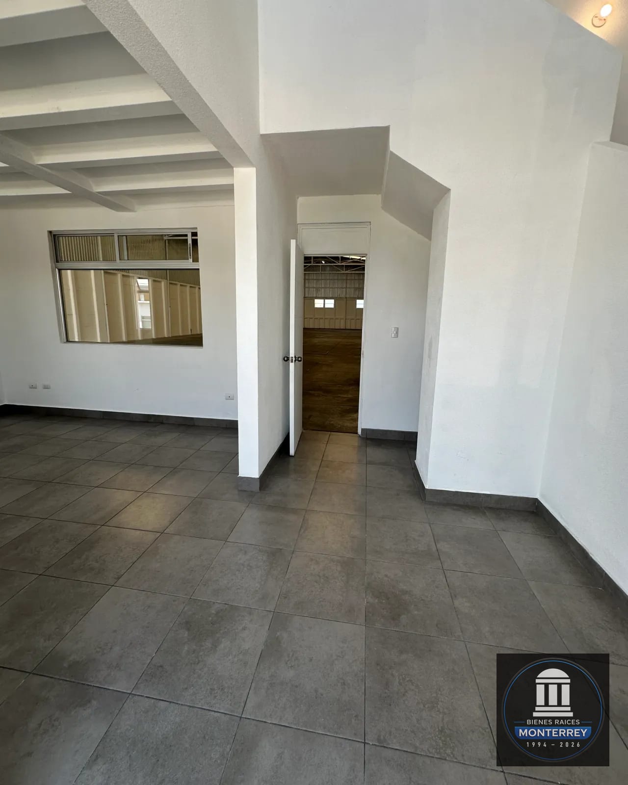 Bodega en Renta de 755 M² | Par Industrial las Tunas | Zona 4 de Mixco — Bodega / Ofibodega en Alquiler en Condado Naranjo, Zona 4 Mixco, Guatemala, Ciudad — foto 9 de 17