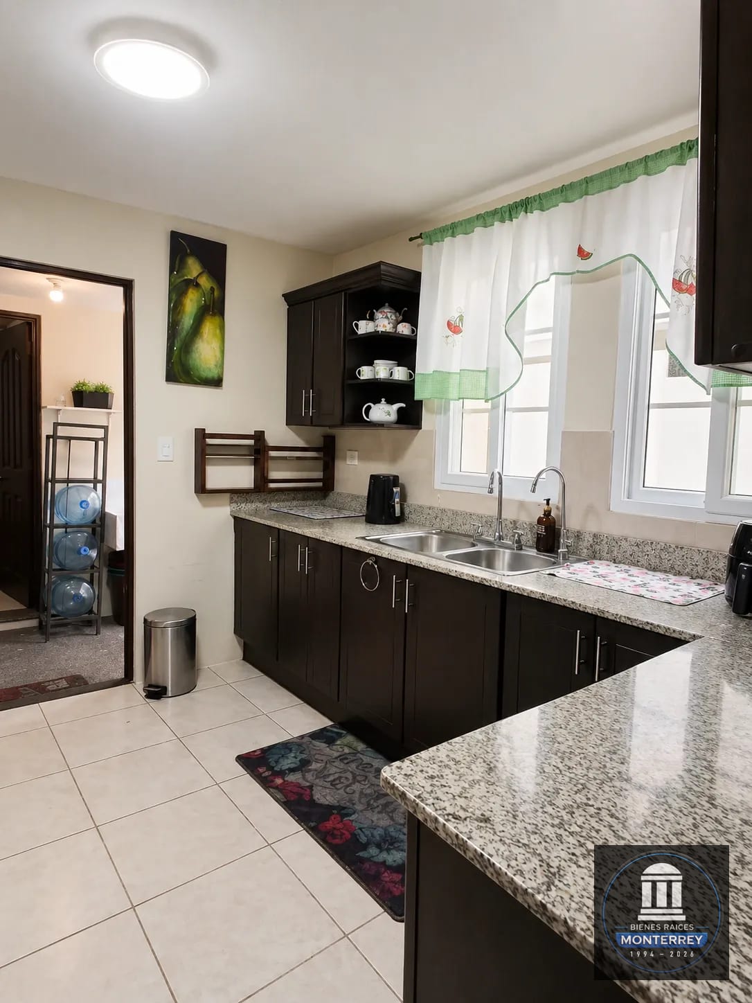 Casa en Renta Modelo Navarra | Condado en Naranjo | Zona 4 de Mixco — Casa en Alquiler en Condado Naranjo, Zona 4 Mixco, Guatemala, Ciudad — foto 5 de 17