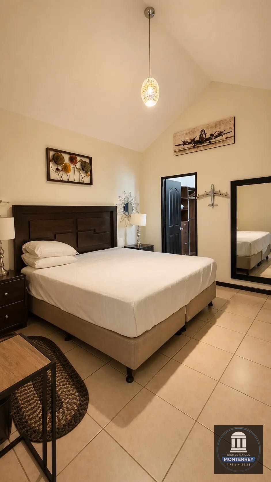 Casa en Renta Modelo Navarra | Condado en Naranjo | Zona 4 de Mixco — Casa en Alquiler en Condado Naranjo, Zona 4 Mixco, Guatemala, Ciudad — foto 9 de 17