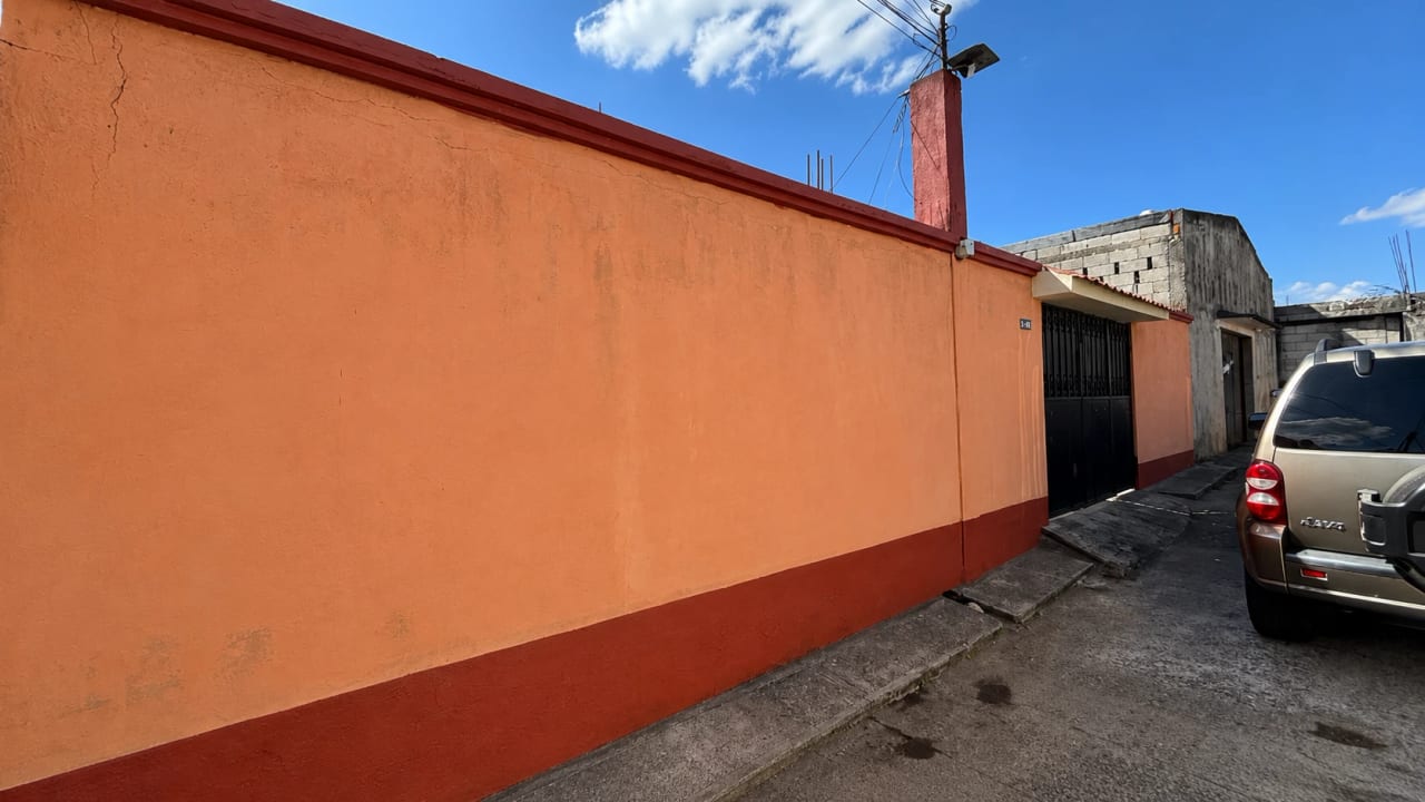 Casa en Venta | Zona 2 Boca del Monte, Villa Canales — Casa en Venta en Boca del Monte, Guatemala, Ciudad — foto 1 de 16