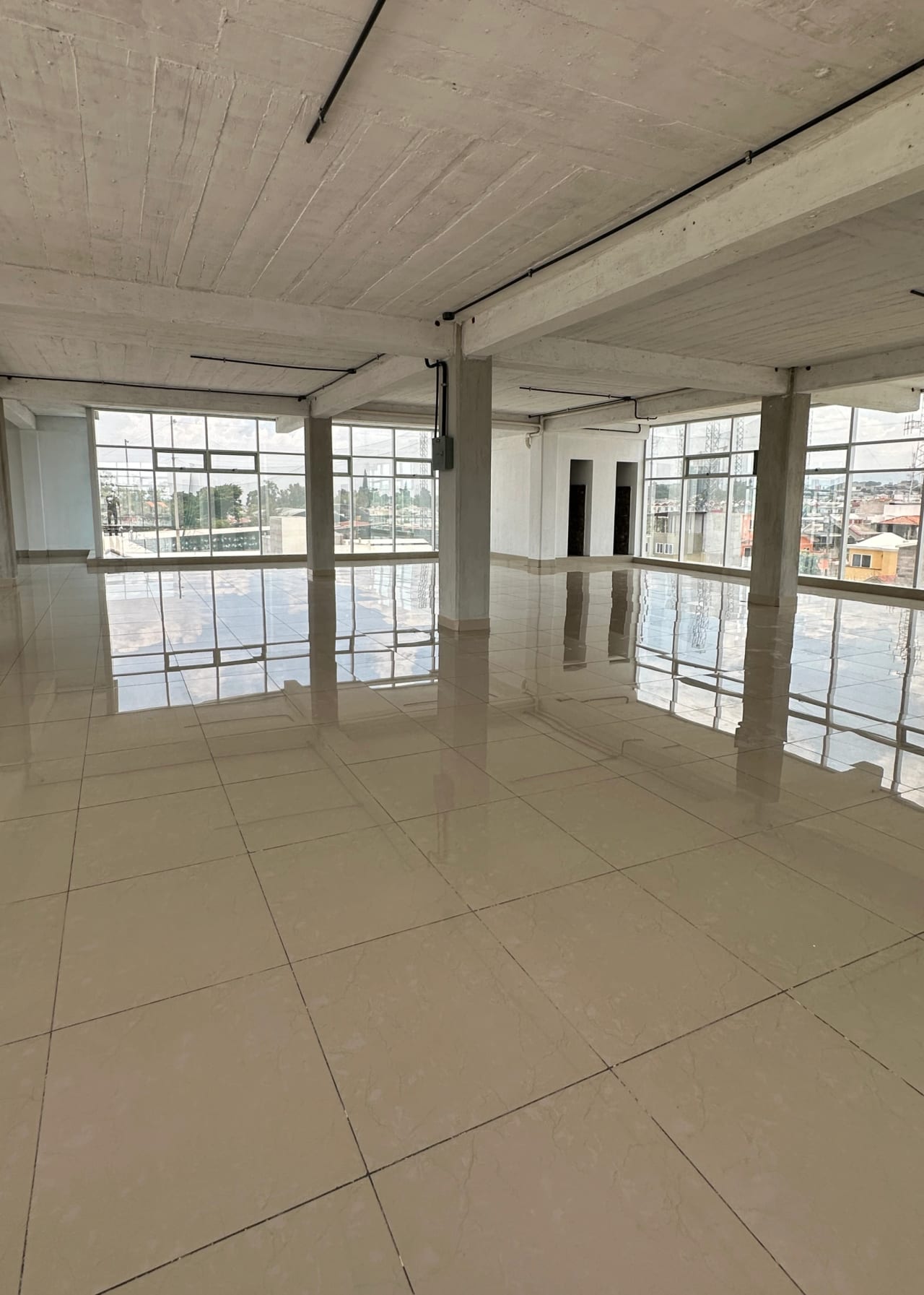 Complejo Corporativo en Venta | Boulevard Tulam Tzu | Zona 4 de Mixco — Edificio en Alquiler en Vistas de la floresta, Zona 4 Mixco, Guatemala, Ciudad — foto 7 de 17