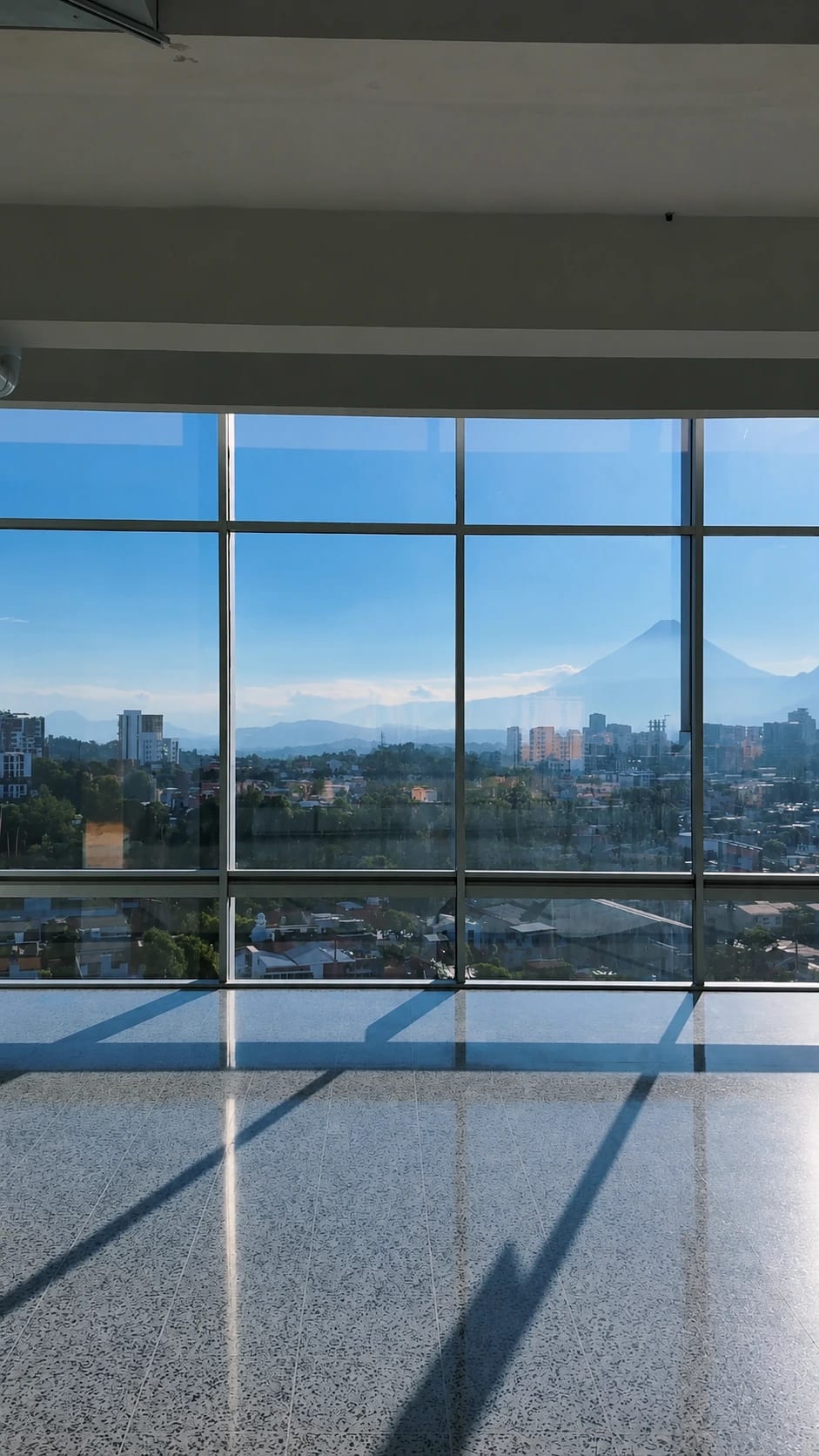 Edificio en Renta (preda) | Boulevard los Proceres | Zona 10 Guatemala — Edificio en Alquiler en Zona 10, Guatemala, Ciudad — foto 15 de 17