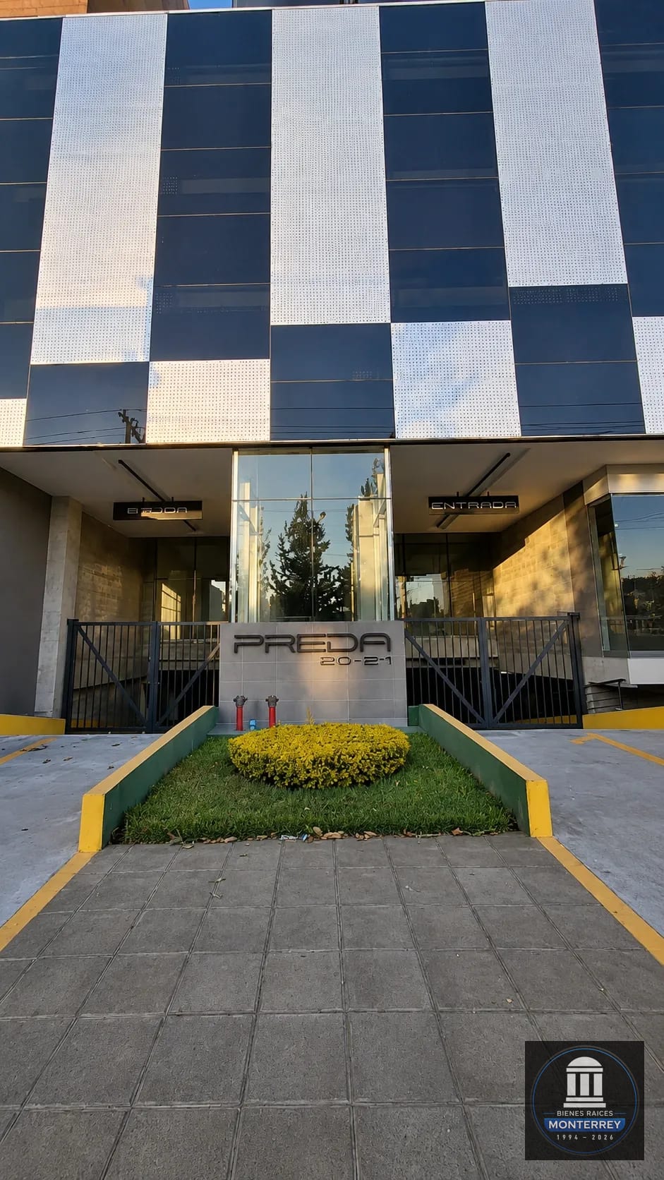 Edificio en Renta (preda) | Boulevard los Proceres | Zona 10 Guatemala - Image 3