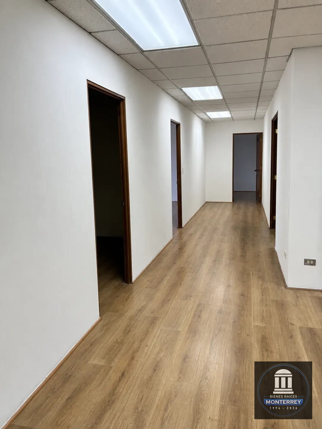 Edificio Corporativo en Renta | Boulevard los Proceres | Zona 10 — Edificio en Alquiler en Zona 10, Guatemala, Ciudad — foto 9 de 17