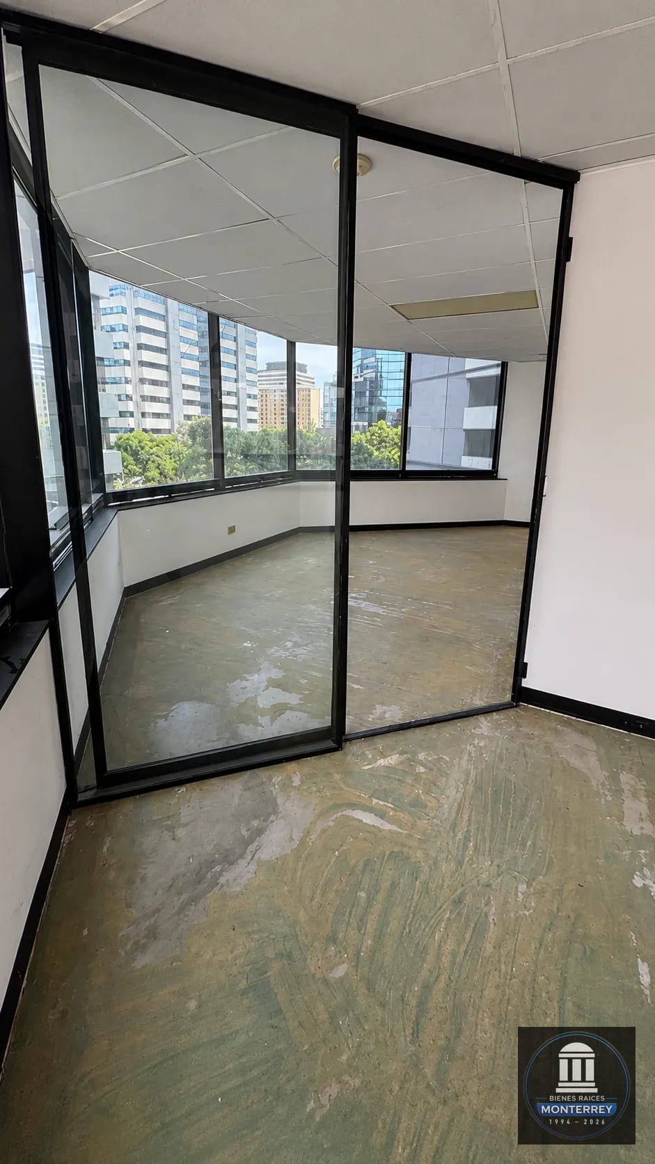 Oficina en Alquiler 183 Metros Cuadrados | Murano Center | Zona 10 — Oficina en Alquiler en Murano Center, Zona 10, Guatemala, Ciudad — foto 11 de 16