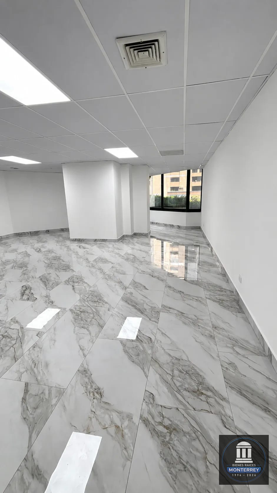 Oficina en Alquiler 86 Metros Cuadrados | Murano Center | Zona 10 — Oficina en Alquiler en Murano Center, Zona 10, Guatemala, Ciudad — foto 5 de 11