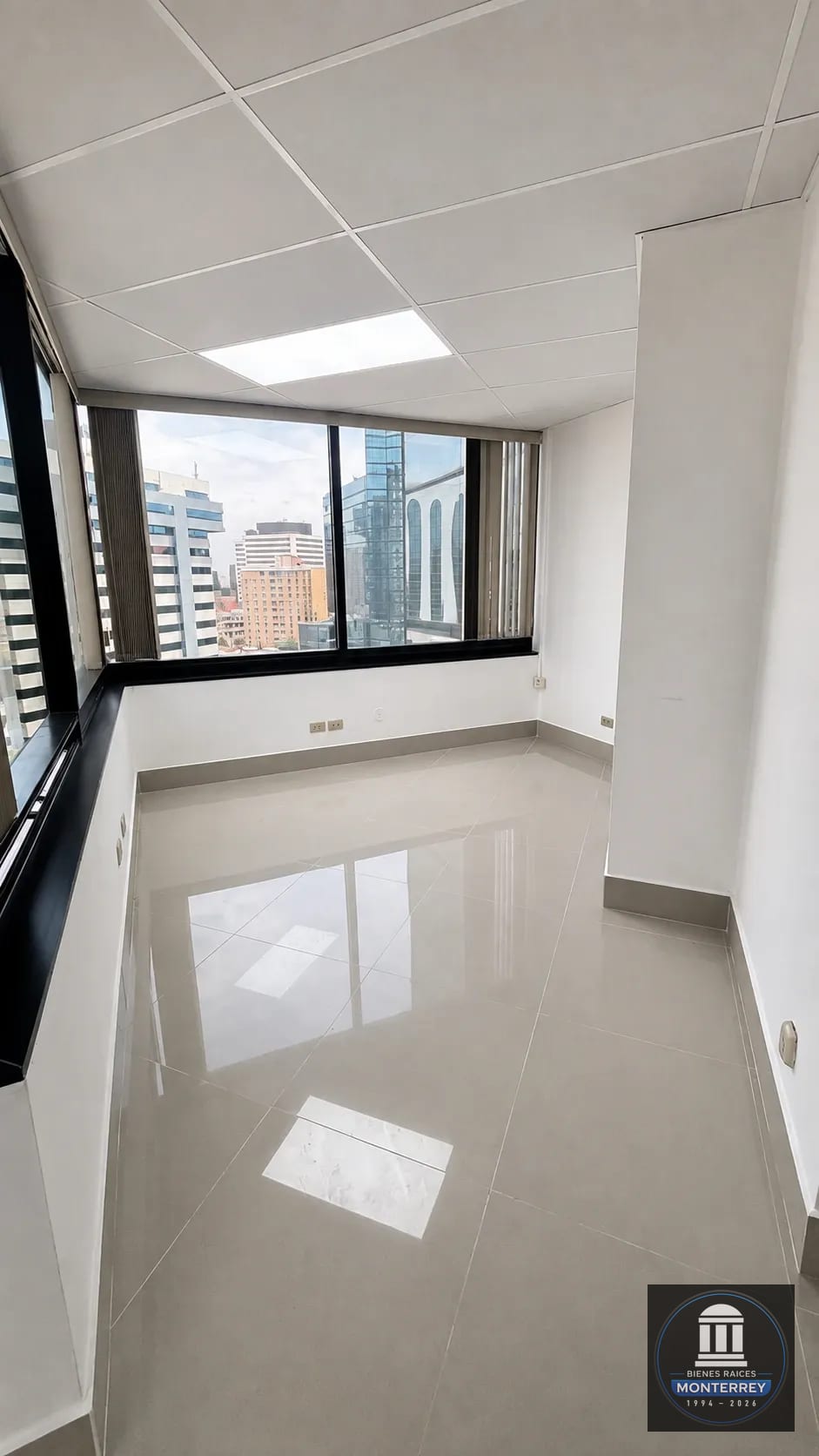 Oficina en Alquiler 85 Metros Cuadrados | Murano Center | Zona 10 — Oficina en Alquiler en Murano Center, Zona 10, Guatemala, Ciudad — foto 11 de 16