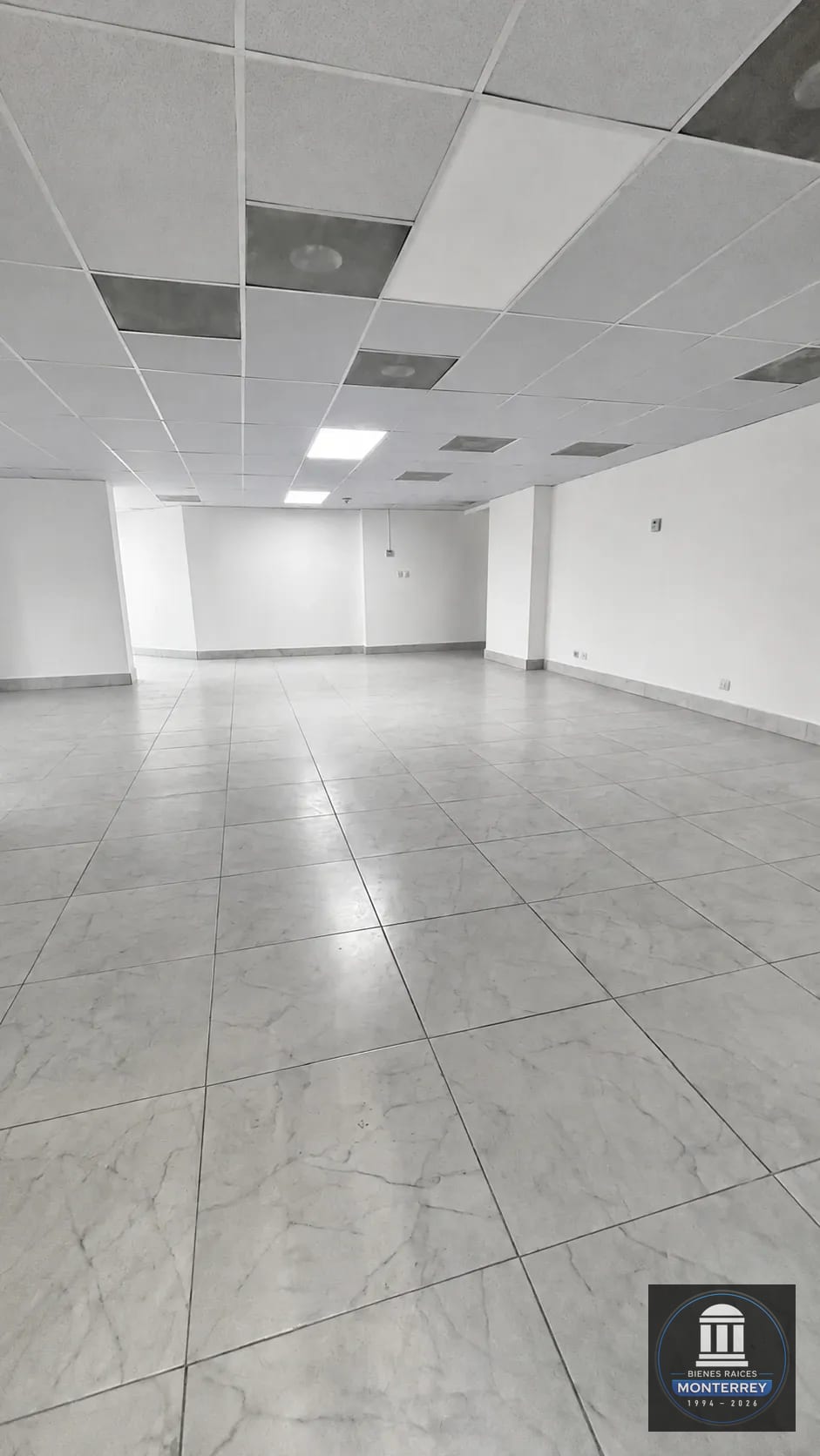 Oficina en Alquiler 185 Metros Cuadrados | Murano Center | Zona 10 — Oficina en Alquiler en Murano Center, Zona 10, Guatemala, Ciudad — foto 4 de 17
