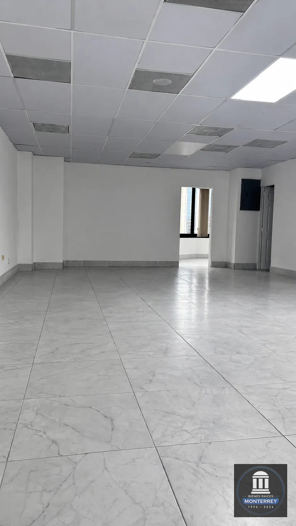 Oficina en Alquiler 185 Metros Cuadrados | Murano Center | Zona 10 — Oficina en Alquiler en Murano Center, Zona 10, Guatemala, Ciudad — foto 7 de 17