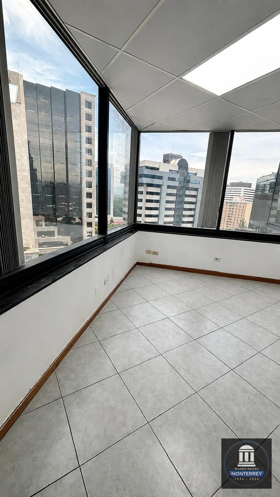 Oficina en Alquiler 267 Metros Cuadrados | Murano Center | Zona 10 — Oficina en Alquiler en Murano Center, Zona 10, Guatemala, Ciudad — foto 14 de 17