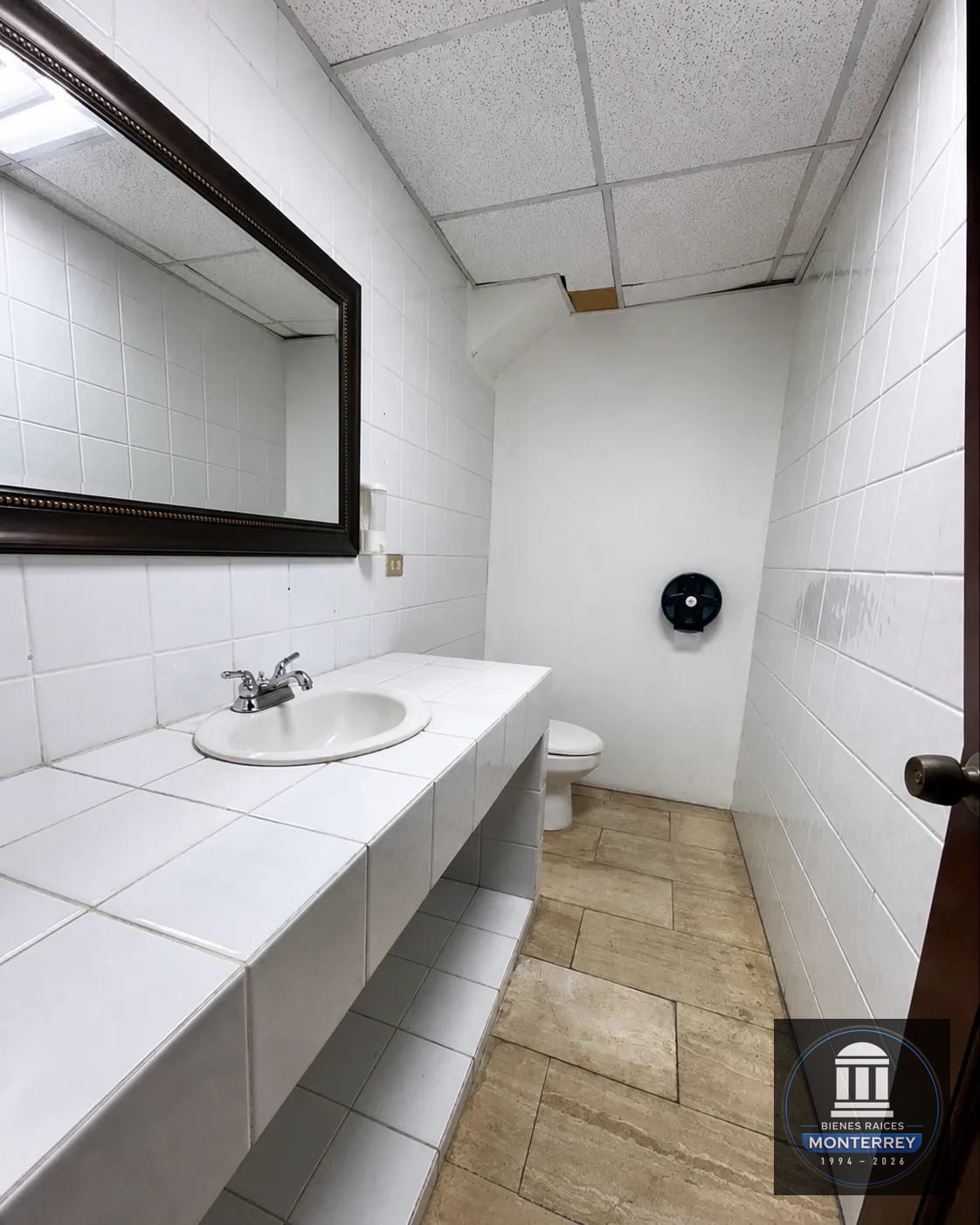 Piso Corporativo en Renta | Nivel 1 | Boulevard los Próceres | Zona 10 — Oficina en Alquiler en Zona 10, Guatemala, Ciudad — foto 17 de 17