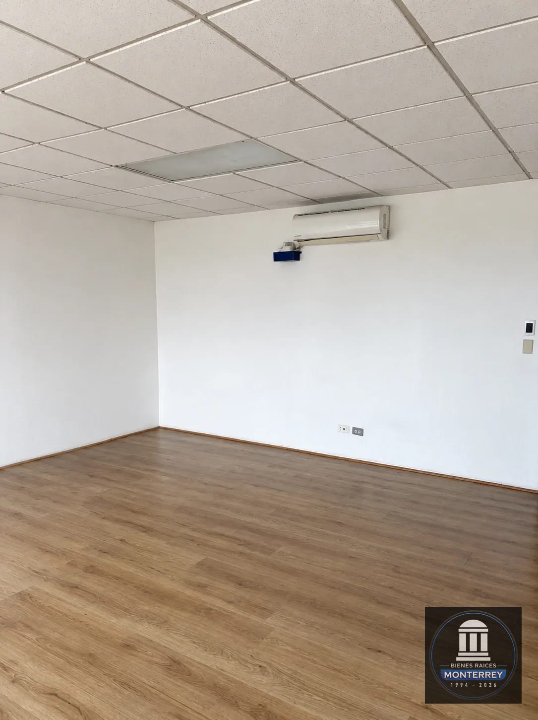 Piso Corporativo en Renta | Nivel 2 | Boulevard los Próceres | Zona 10 — Oficina en Alquiler en Zona 10, Guatemala, Ciudad — foto 7 de 14