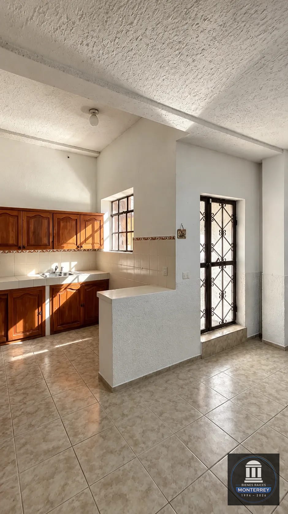 Casa con 4 Apartamentos en Venta | Barrio Moderno | Zona 2 Guatemala — Casa en Venta en Zona 2, Guatemala, Ciudad — foto 6 de 17