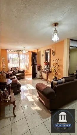 🏡 ¡casa en Venta en Residenciales Metropolitana, Zona 11 de Mixco! — Casa en Venta en Zona 11 Mixco, Guatemala, Ciudad — foto 3 de 16