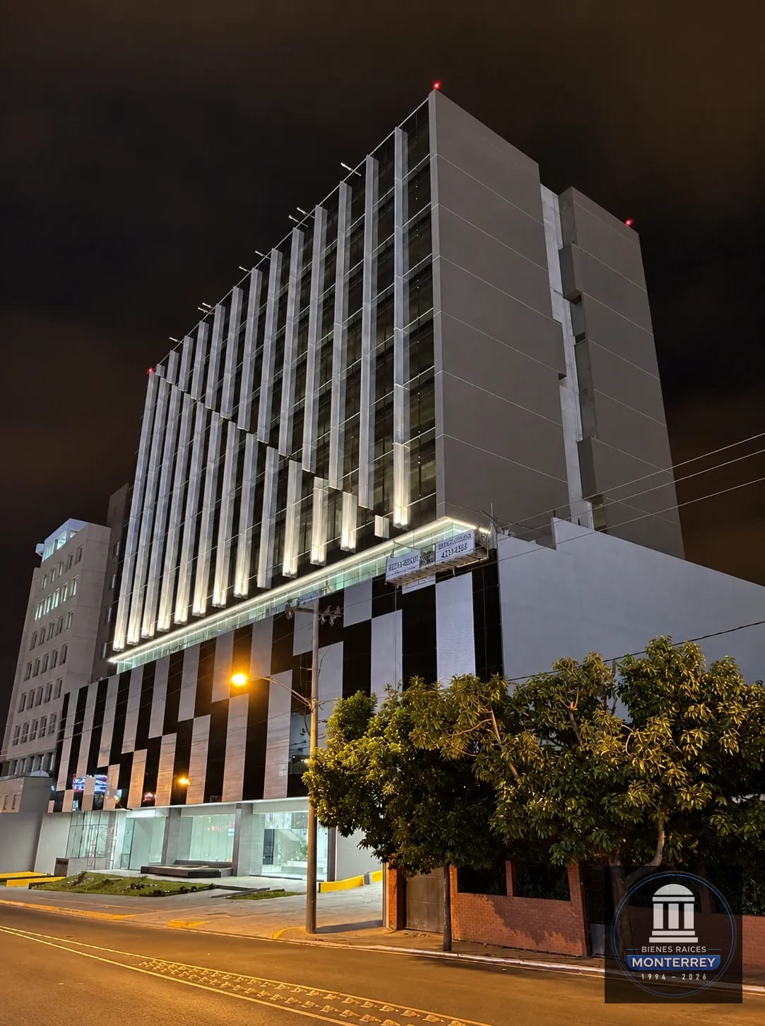 Edificio Corporativo en Renta (preda) | Lado a | Zona 10 de Guatemala — Edificio en Alquiler en Zona 10, Guatemala, Ciudad — foto 3 de 17