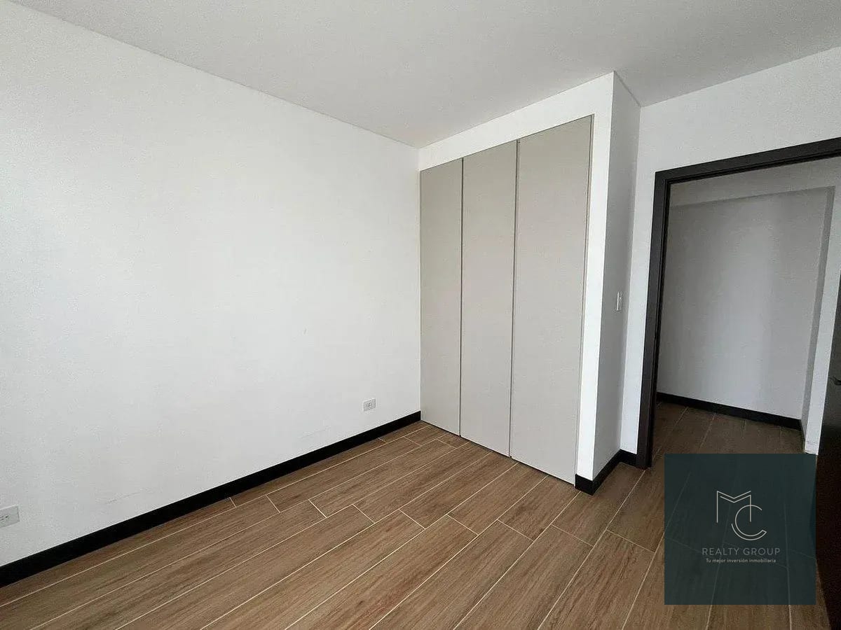 Apartamento en RENTA - zona 16 — Apartamento en Alquiler en Lirios de Cayalá III, Zona 16, Guatemala, Ciudad — foto 15 de 17