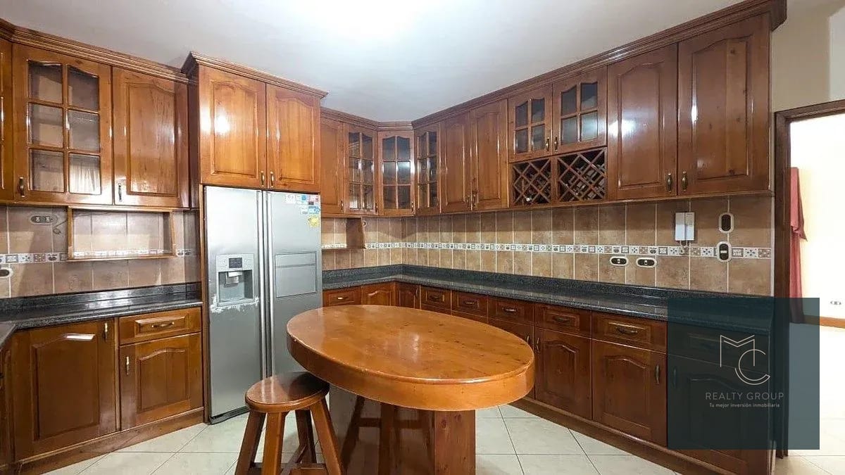 Casa Renta/venta Residenciales el Ensueño — Casa en Alquiler en San Lucas Sacatepéquez, Sacatepéquez — foto 5 de 17