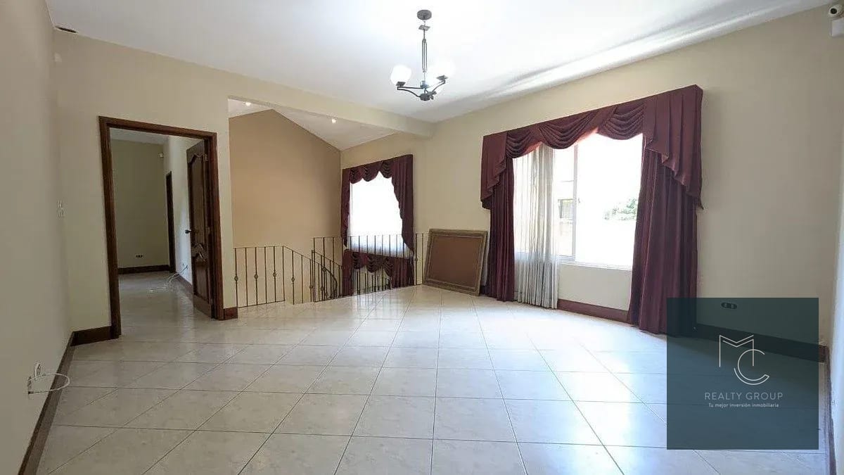 Casa Renta/venta Residenciales el Ensueño — Casa en Alquiler en San Lucas Sacatepéquez, Sacatepéquez — foto 9 de 17