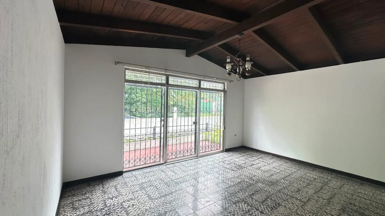 Casa en Renta para Oficinas o Negocio zona 15 — Casa en Alquiler en Vista Hermosa III, Zona 15, Guatemala, Ciudad — foto 9 de 12