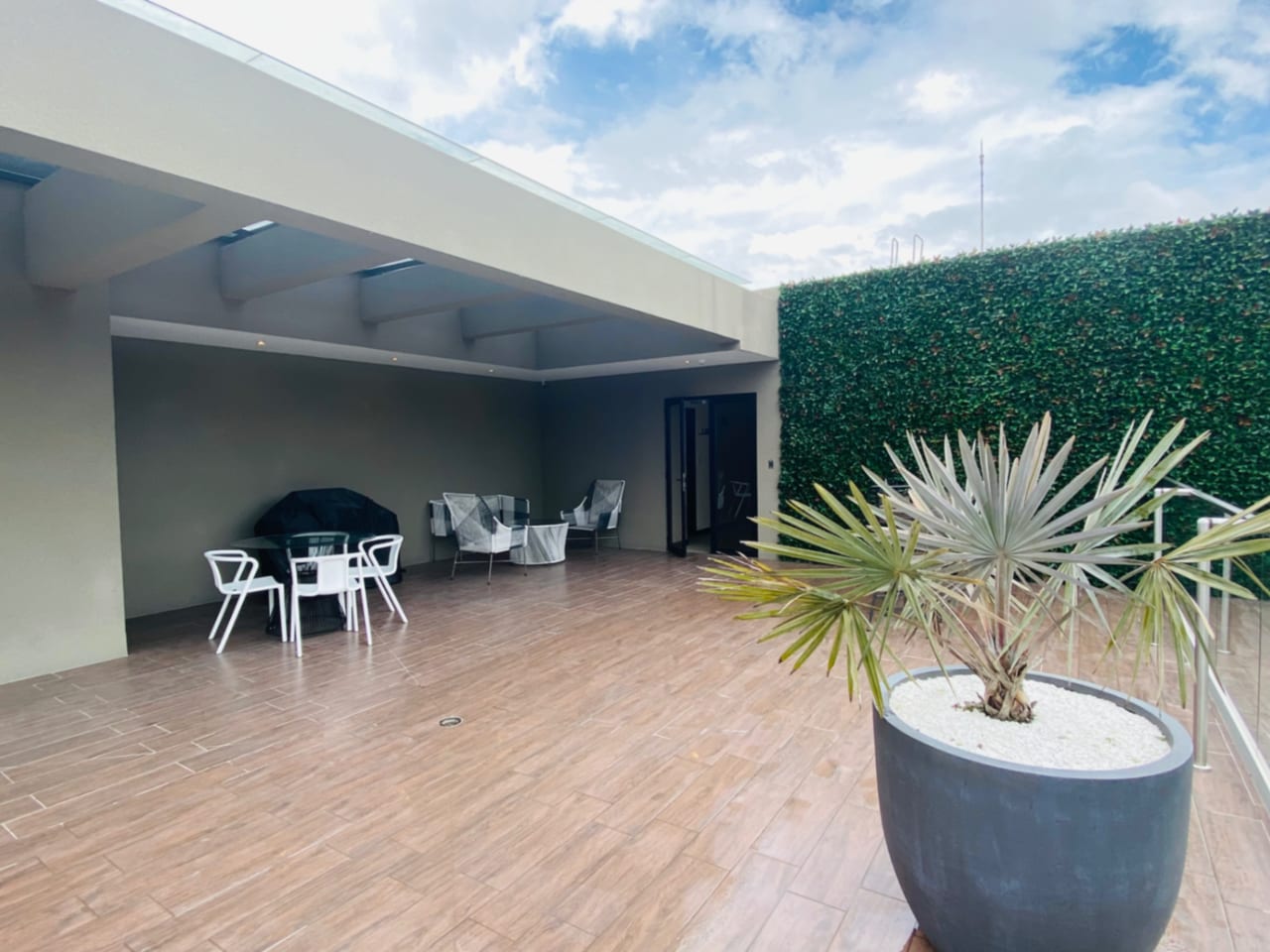 Lindo Apartamento en zona 16 — Apartamento en Venta en Kanajuyú, Zona 16, Guatemala, Ciudad — foto 16 de 17