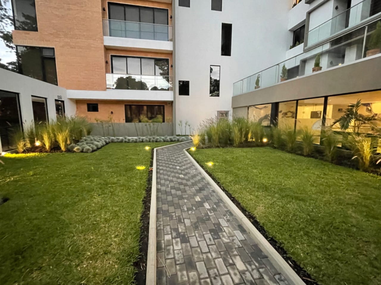 Apartamento en venta en edificio boutique — Apartamento en Venta en Kanajuyú, Zona 16, Guatemala, Ciudad — foto 8 de 17