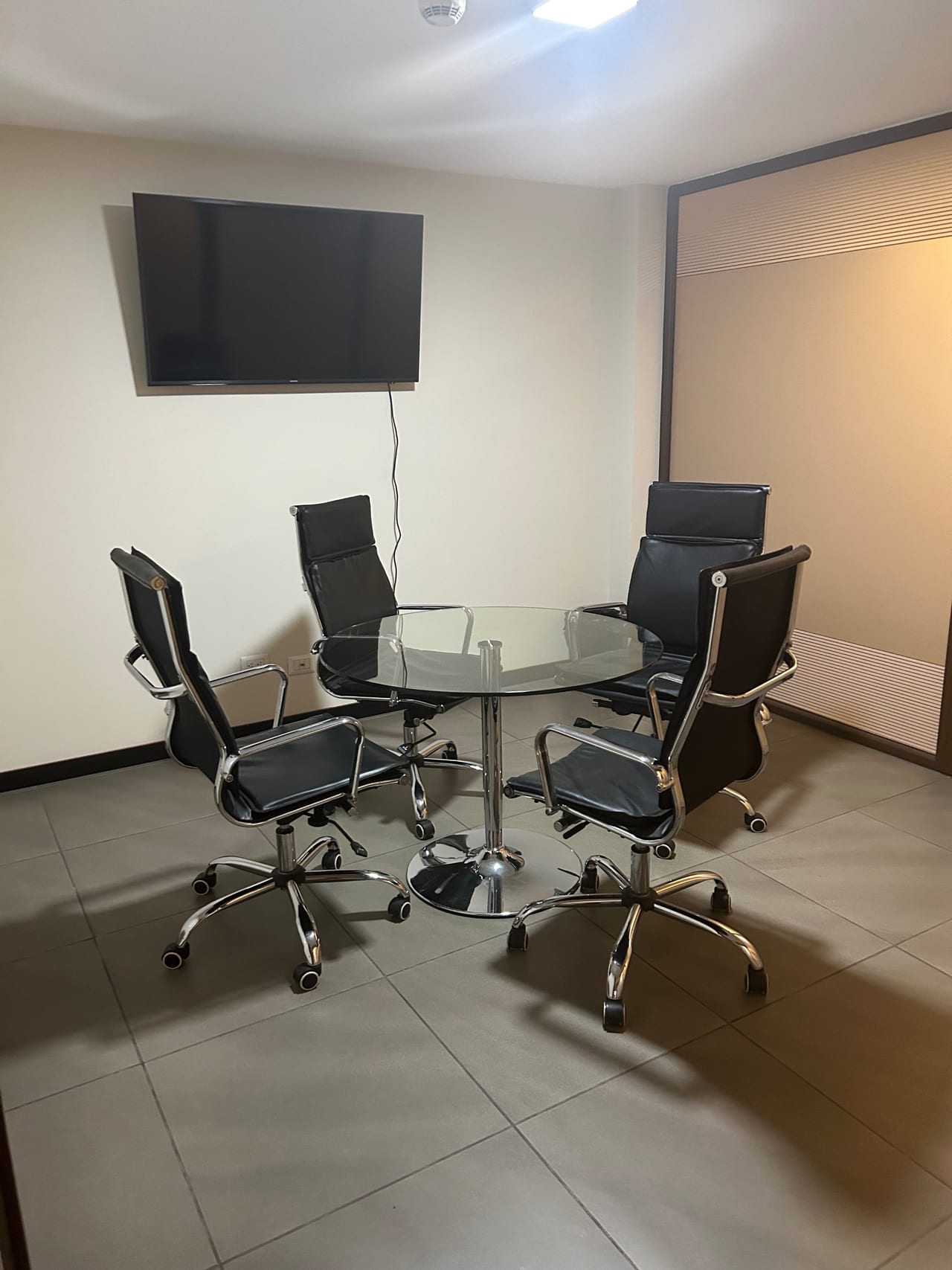 Amplio apartamento en venta zona 9 — Apartamento en Venta en Torre Barcelona, Zona 9, Guatemala, Ciudad — foto 11 de 17