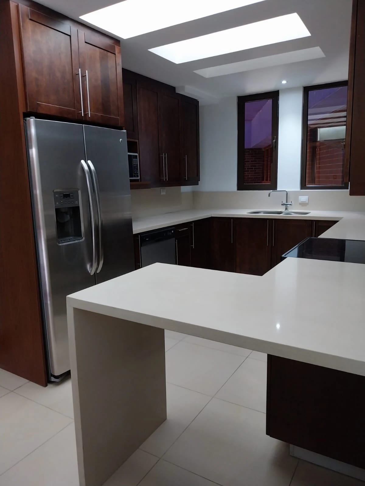 Vive en Casa Margarita zona 10 — Apartamento en Alquiler en Casa Margarita, Zona 10, Guatemala, Ciudad — foto 3 de 7