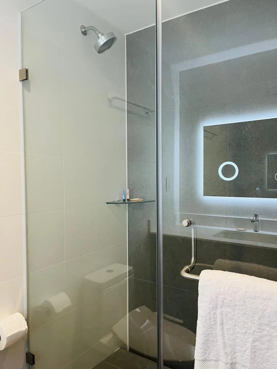 Lindo apartamento amueblado zona 14 — Apartamento en Alquiler en Zona 14, Guatemala, Ciudad — foto 2 de 6
