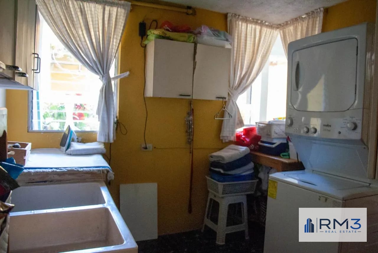 Venta de Casa con Piscina en Santa Rita 2, Zona 2 de Mixco — Casa en Venta en Zona 2 Mixco, Guatemala, Ciudad — foto 13 de 14