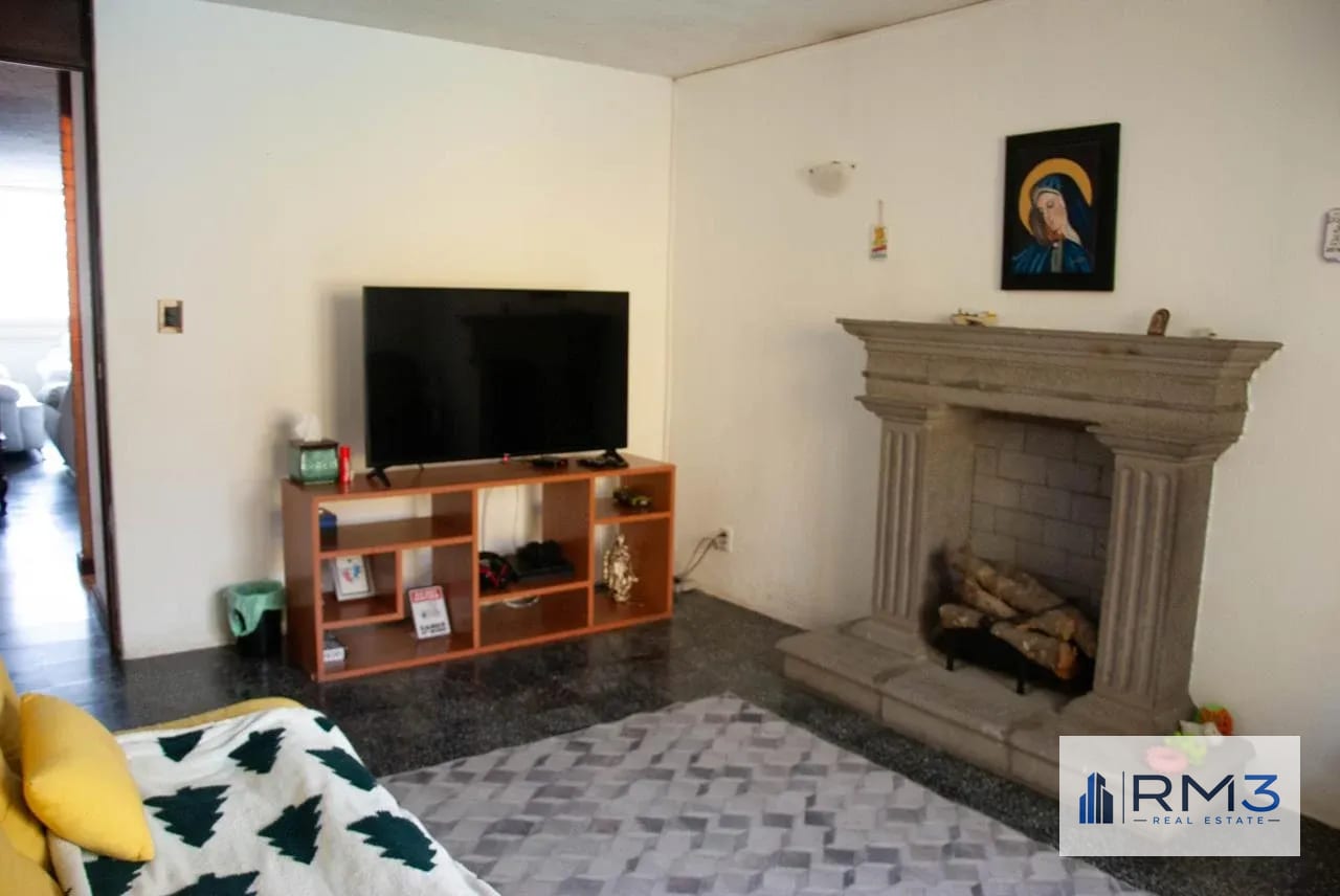 Venta de Casa con Piscina en Santa Rita 2, Zona 2 de Mixco — Casa en Venta en Zona 2 Mixco, Guatemala, Ciudad — foto 6 de 14