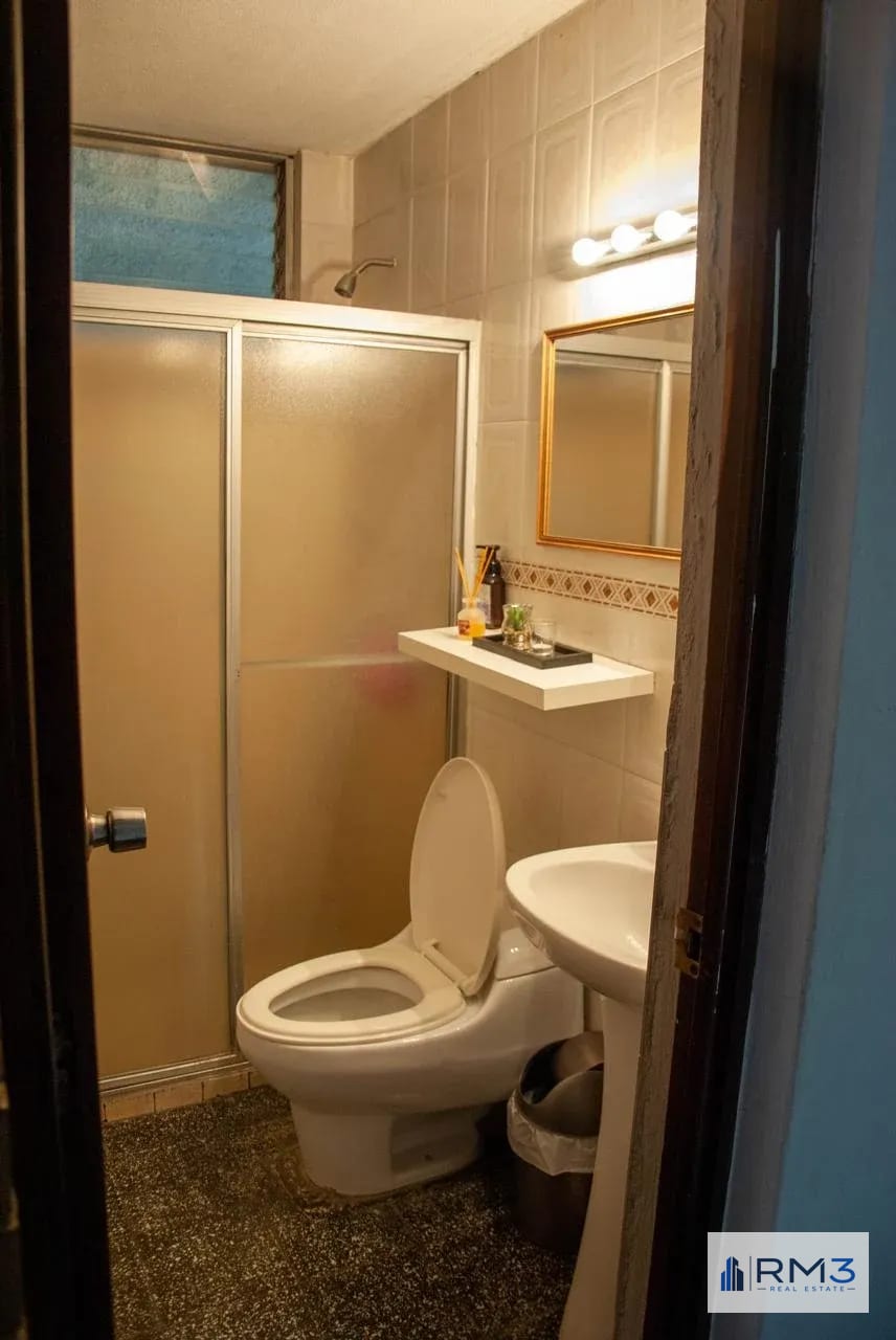 Venta de Casa con Piscina en Santa Rita 2, Zona 2 de Mixco — Casa en Venta en Zona 2 Mixco, Guatemala, Ciudad — foto 14 de 14