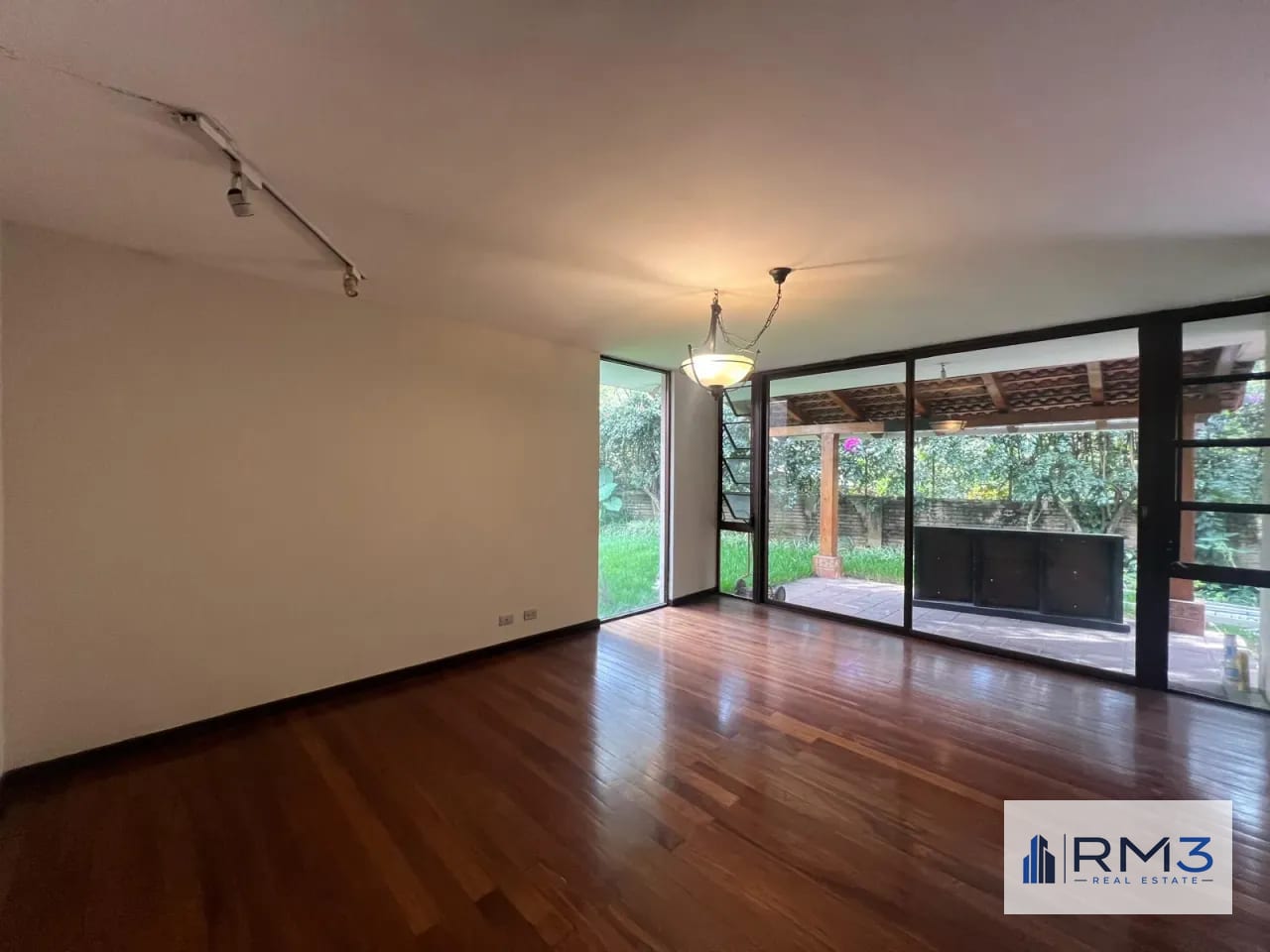 Casa en Renta – Oakland I, Zona 10 — Casa en Alquiler en Oakland I, Zona 10, Guatemala, Ciudad — foto 4 de 17