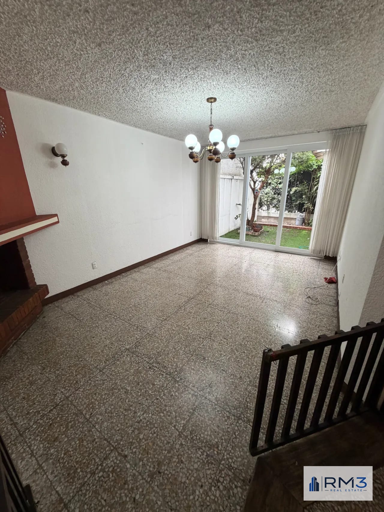Sala — Se vende casa en Residenciales las Bugambilias Zona 7 — Casa en Venta en Zona 7, Guatemala, Ciudad — foto 1 de 12