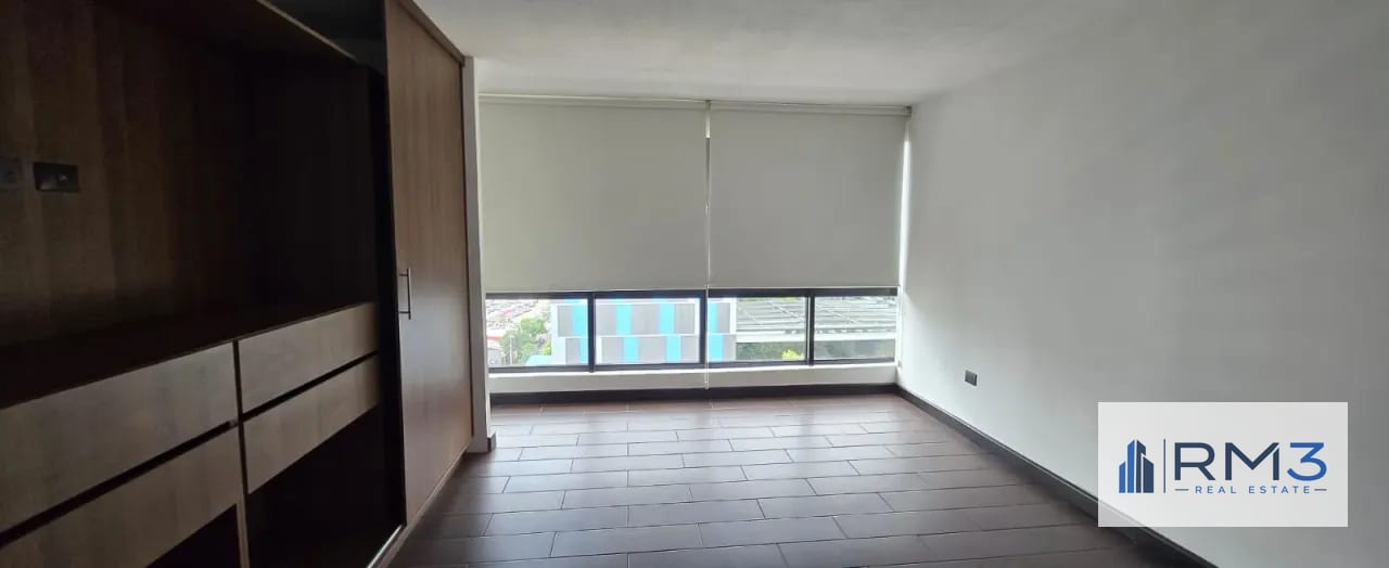 ALQUILER: Penthouse Remodelado en Edificio Canamco zona 10 — Apartamento en Alquiler en Canamco, Zona 10, Guatemala, Ciudad — foto 10 de 15