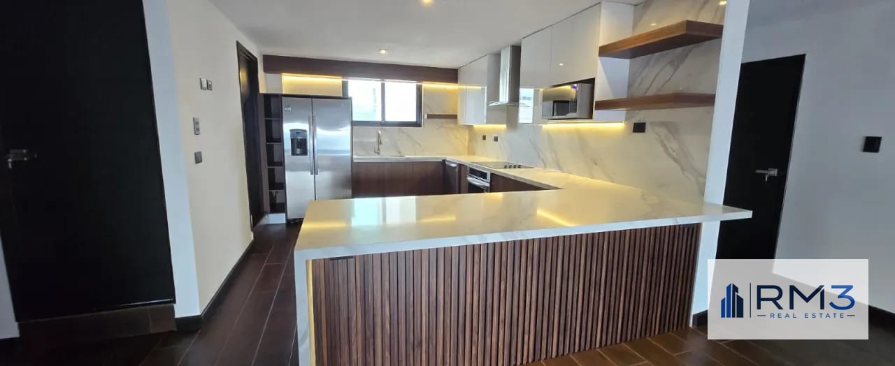 ALQUILER: Penthouse Remodelado en Edificio Canamco zona 10 — Apartamento en Alquiler en Canamco, Zona 10, Guatemala, Ciudad — foto 3 de 15