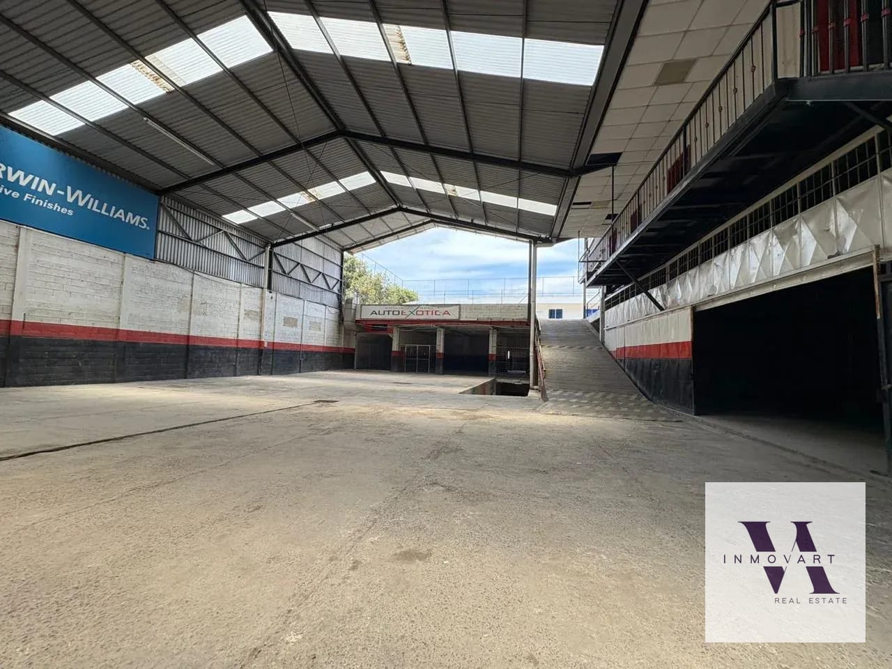 Amplia bodega en San Cristobal Blvd Sur — Bodega / Ofibodega en Alquiler en Zona 8 Mixco, Guatemala, Ciudad — foto 1 de 4