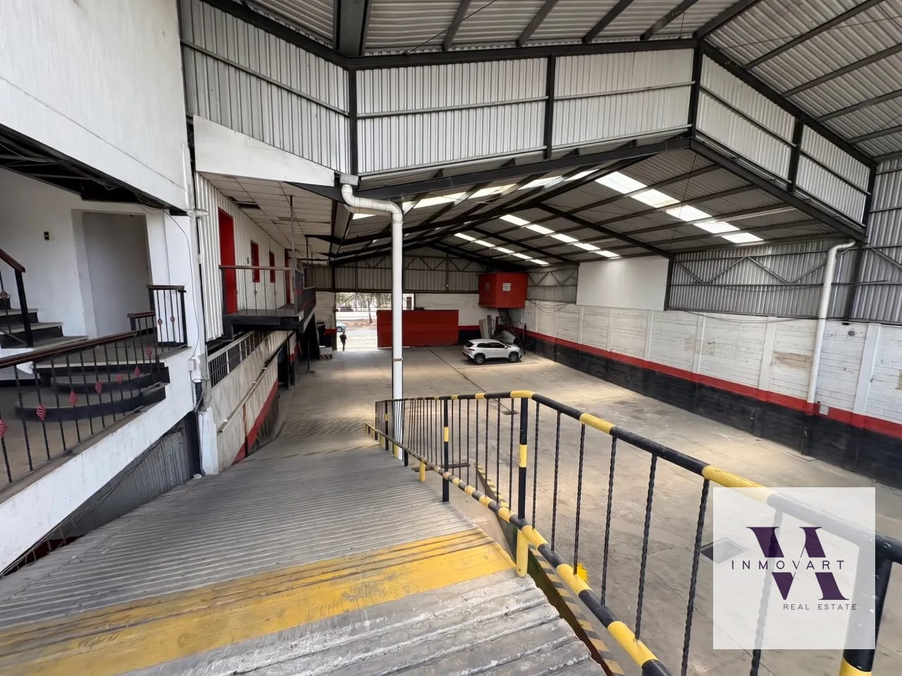 Ganga bodega en Venta Blvd Sur San Cristóbal — Bodega / Ofibodega en Venta en Zona 8 Mixco, Guatemala, Ciudad — foto 4 de 5