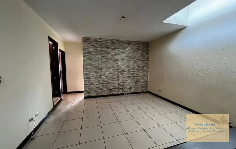Zona 16 Alquilo Casa en Alamedas de San Isidro — Casa en Venta en Alamedas de San Isidro, Zona 16, Guatemala, Ciudad — foto 3 de 6