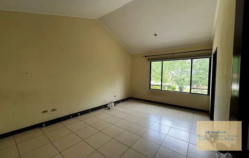 Zona 16 Alquilo Casa en Alamedas de San Isidro — Casa en Venta en Alamedas de San Isidro, Zona 16, Guatemala, Ciudad — foto 4 de 6