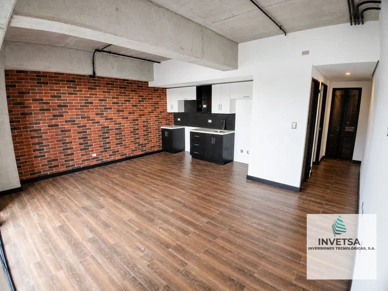 APARTAMENTO EN RENTA - La Villa, Edificio Zoe Zona 14 — Apartamento en Alquiler en Zoe Apartments, Zona 14, Guatemala, Ciudad — foto 2 de 15