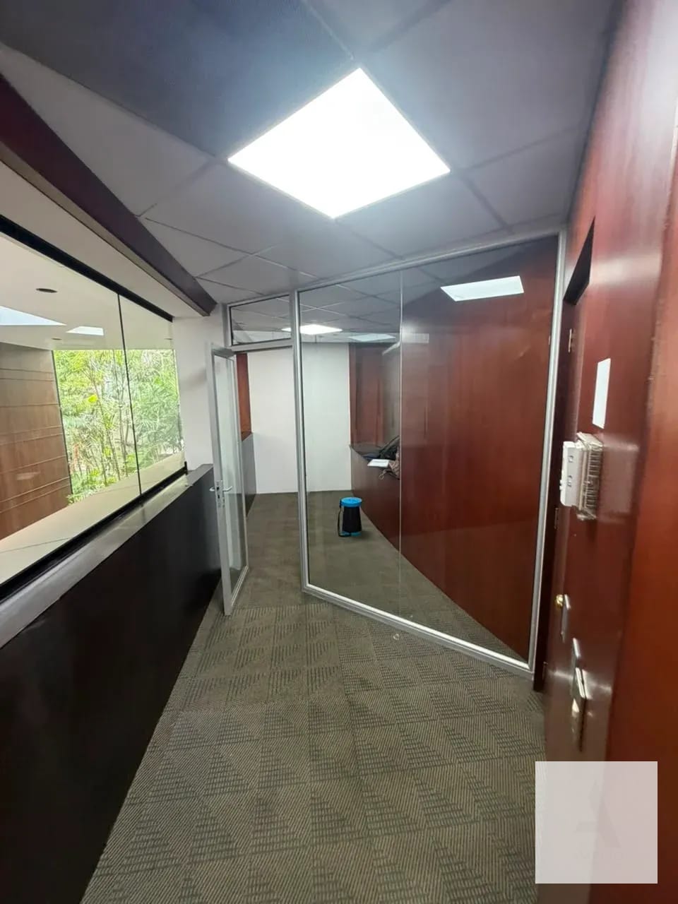Oficina en Centro Gerencial Las Margaritas — Oficina en Alquiler en Zona 10, Guatemala, Ciudad — foto 5 de 10