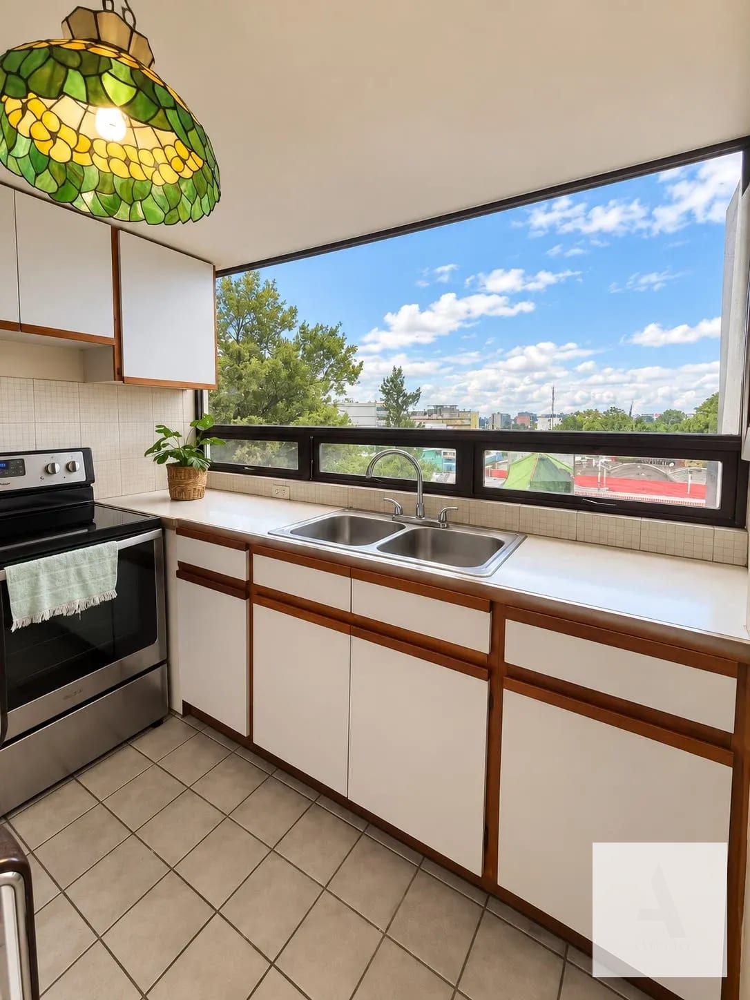 Apartamento a una cuadra de Plaza España | Edificio Alameda, Zona 9 — Apartamento en Venta en Zona 9, Guatemala, Ciudad — foto 4 de 14