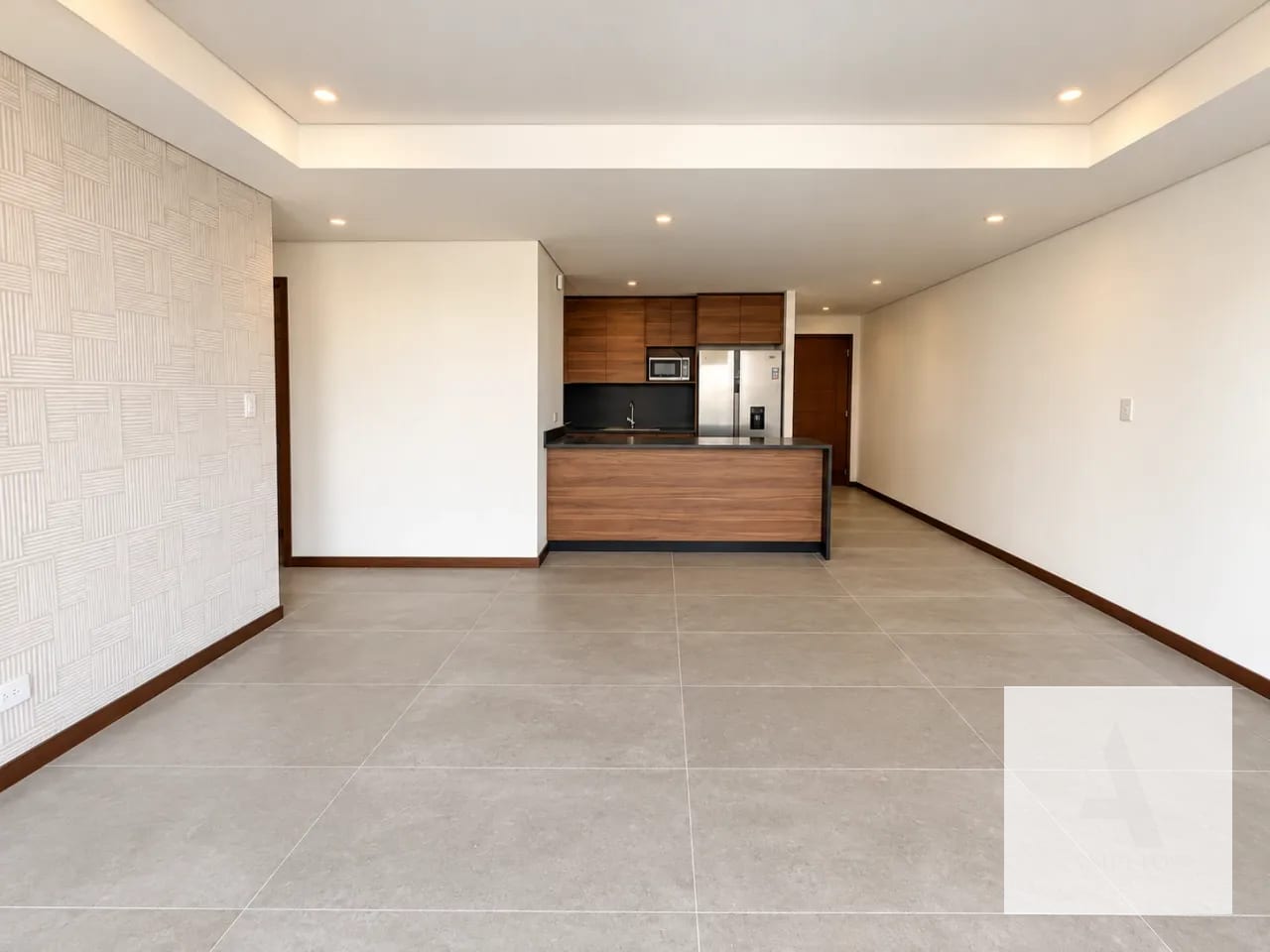 Area social — Apartamento en renta | Reserva 5ta Avenida, Zona 14 | 3 habitaciones — Apartamento en Alquiler en Quinta Avenida, Zona 14, Guatemala, Ciudad — foto 2 de 14