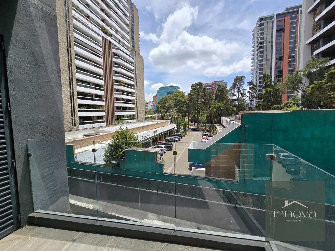 Vendo Lindo Apto. en el Corazon de Zona 10, Reserva 10, 3 Hab+servicio — Apartamento en Venta en Reserva Diez, Zona 10, Guatemala, Ciudad — foto 3 de 9