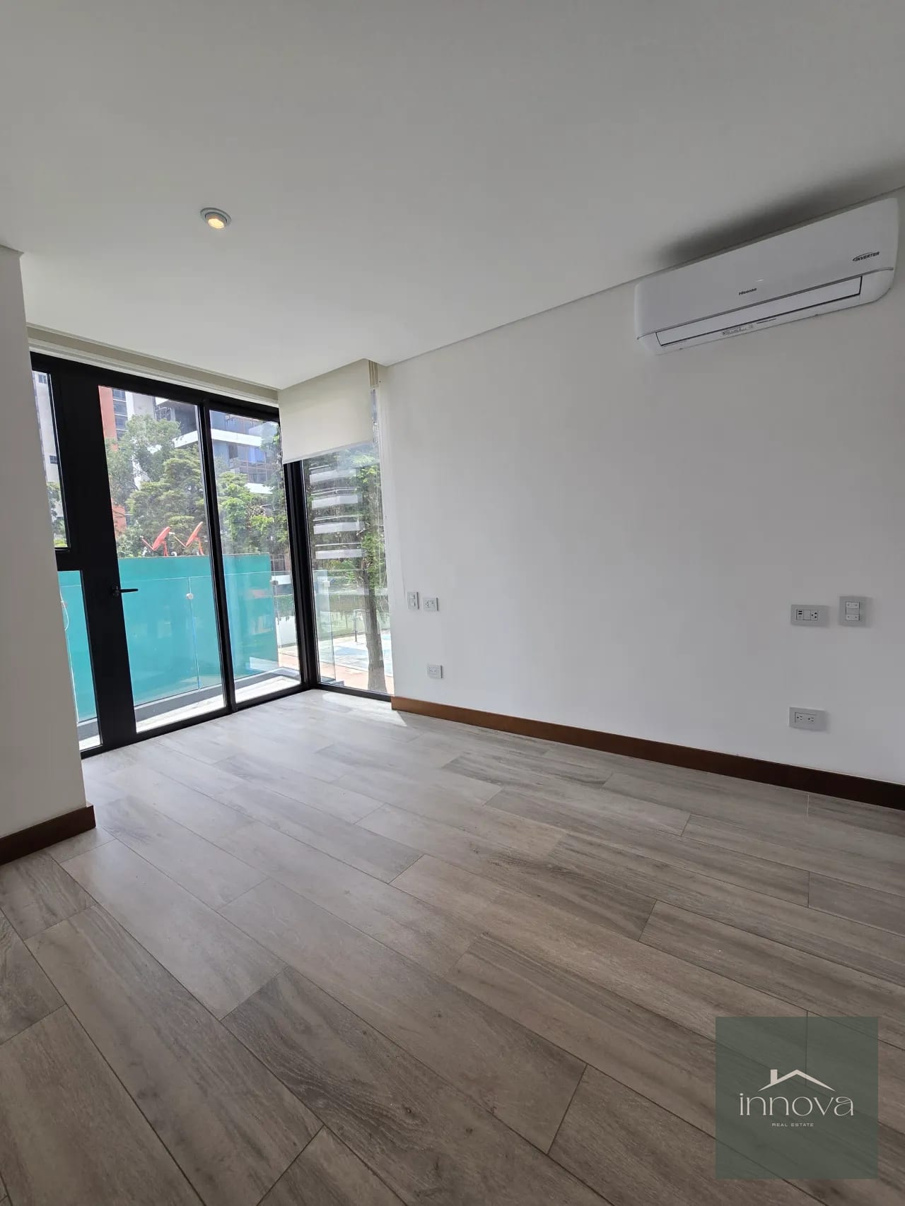 Vendo Lindo Apto. en el Corazon de Zona 10, Reserva 10, 3 Hab+servicio — Apartamento en Venta en Reserva Diez, Zona 10, Guatemala, Ciudad — foto 7 de 9