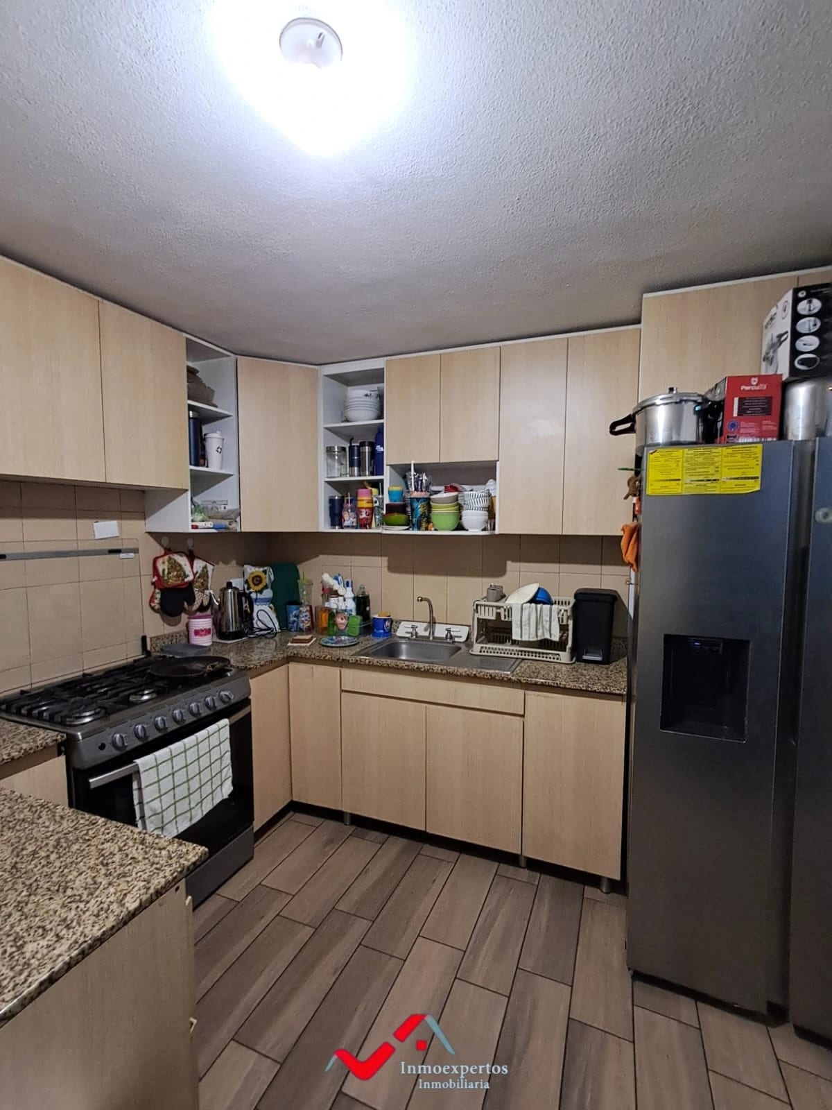 CASA EN VENTA EN ZONA 10 DE MIXCO, CONDADO SAN JACINTO — Casa en Venta en Lomas de San Jacinto, Zona 10 Mixco, Guatemala, Ciudad — foto 3 de 17