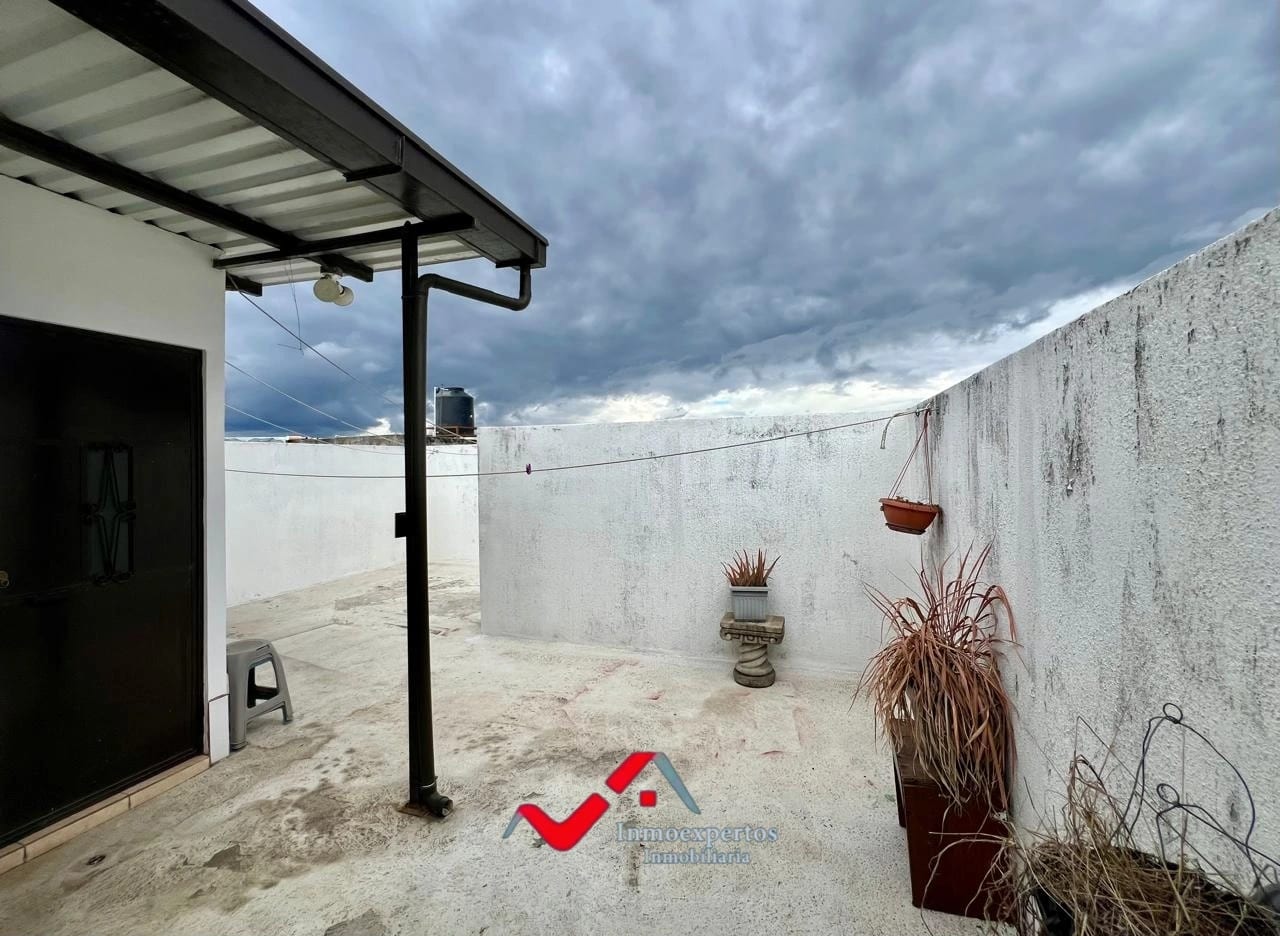 CASA EN VENTA EN ZONA 10 DE MIXCO, CONDADO SAN JACINTO — Casa en Venta en Lomas de San Jacinto, Zona 10 Mixco, Guatemala, Ciudad — foto 4 de 17